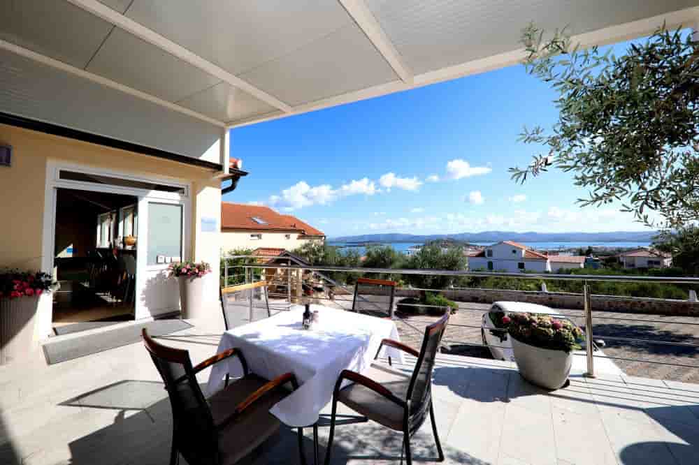 Verifizierte Patientenbewertungen von Polyclinic Markov in Murter, Croatia Slider image 9