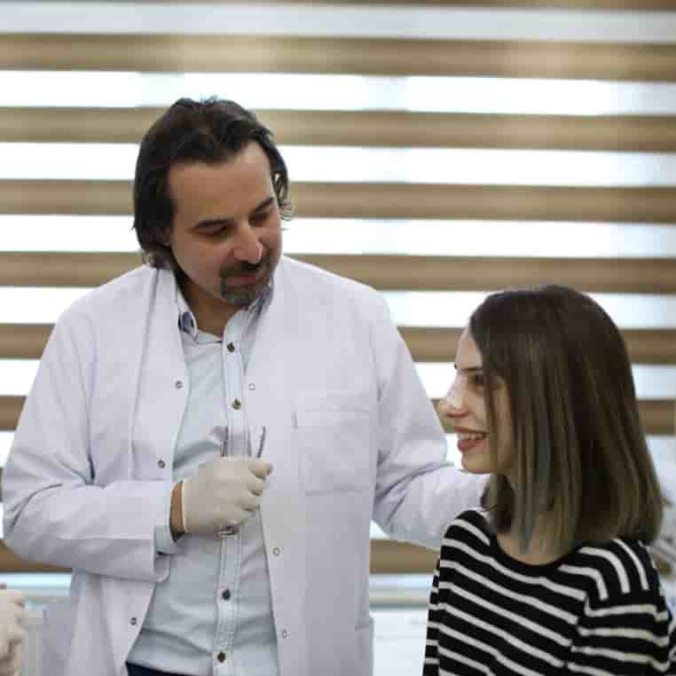 Verifizierte Patientenbewertungen von Estemita Aesthetics Clinic of Op. Dr. Hakan Olmezturk in Antalya, Turkey Slider image 2