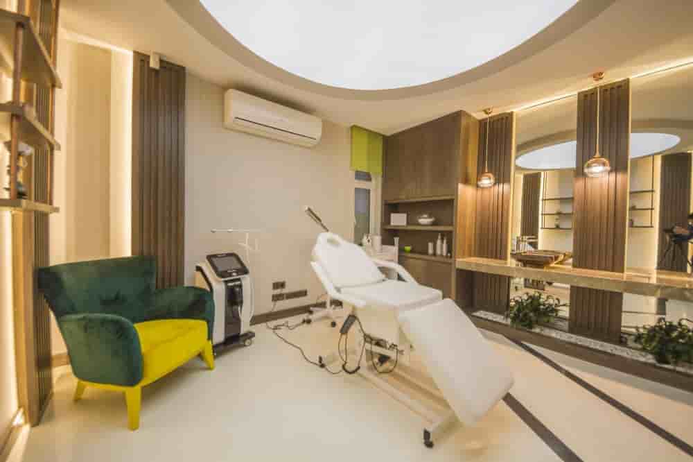 Verifizierte Patientenbewertungen von Estemita Aesthetics Clinic of Op. Dr. Hakan Olmezturk in Antalya, Turkey Slider image 4