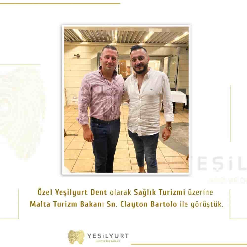 Verifizierte Patientenbewertungen von Yesilyurt Dental in Izmir, Turkey Slider image 3