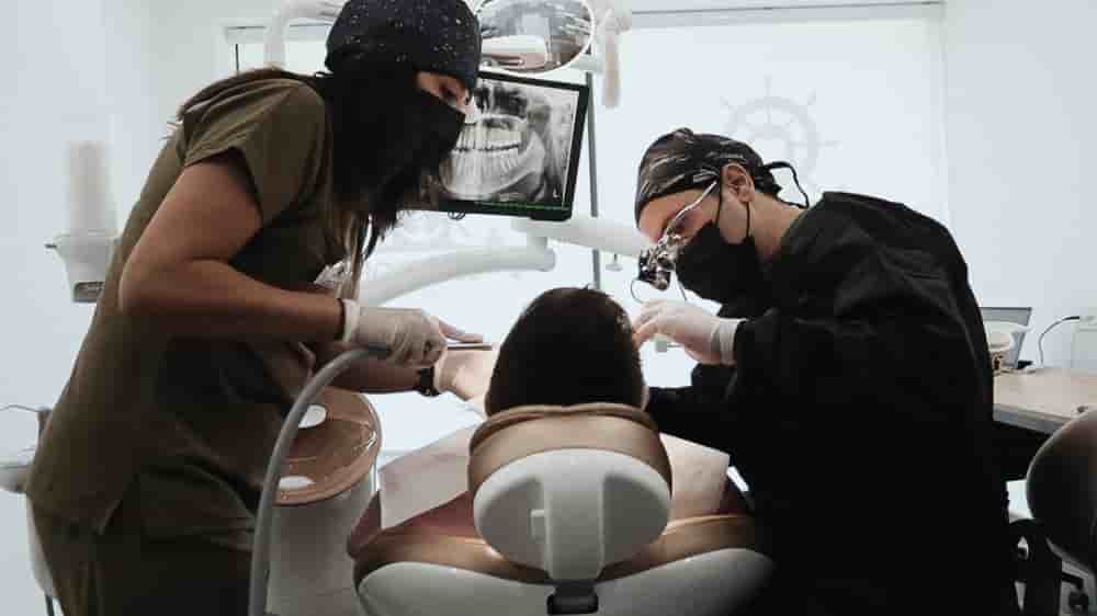 Verifizierte Patientenbewertungen von Adaport Dental Clinic in Izmir, Turkey Slider image 8