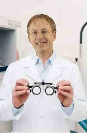 Verifizierte Patientenbewertungen von Eye Surgery - Prof. Schaller, Clinic Herzog Carl Theodor in Munich, Germany Slider image 5