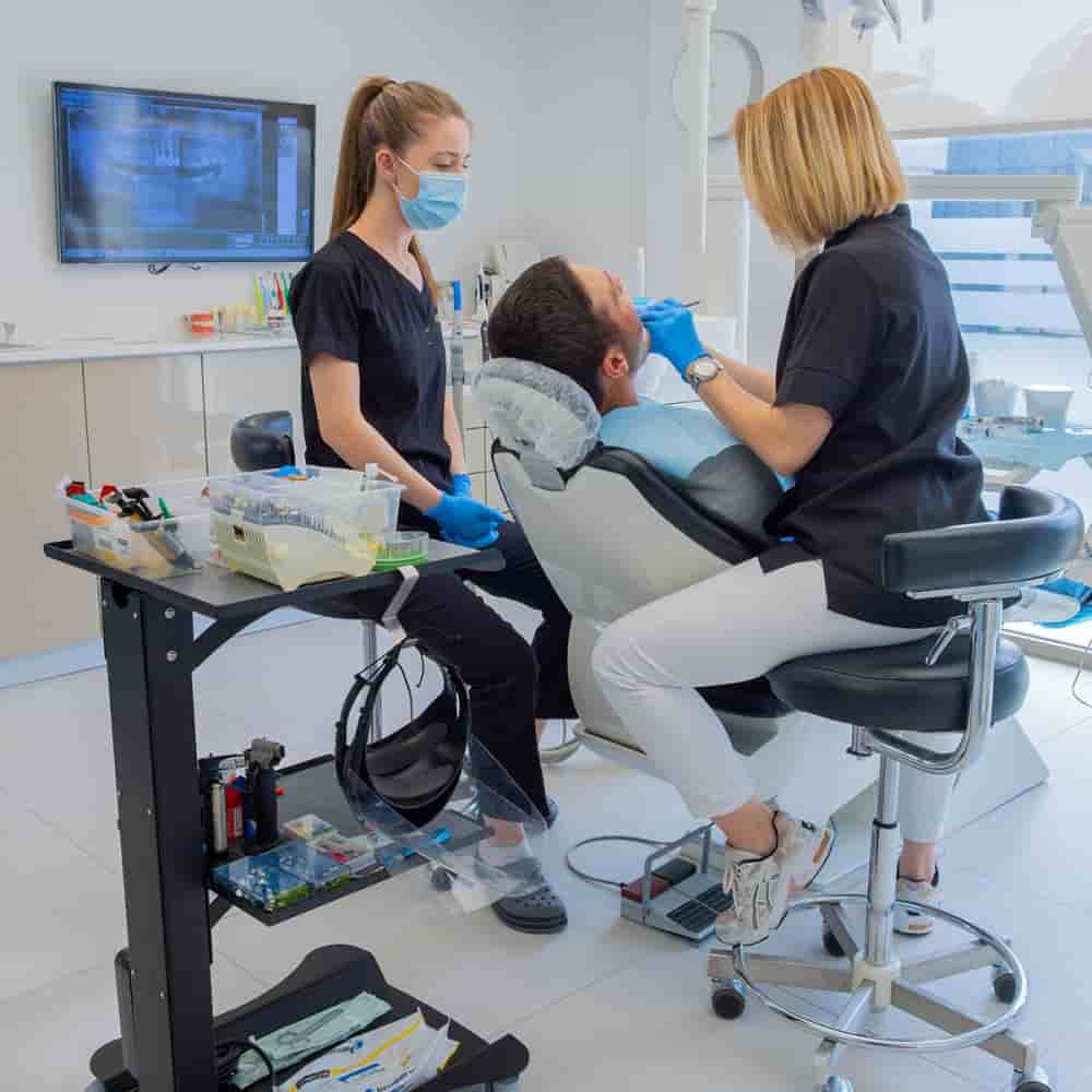 Verifizierte Patientenbewertungen von UltimaDent in Izmir, Turkey Slider image 7