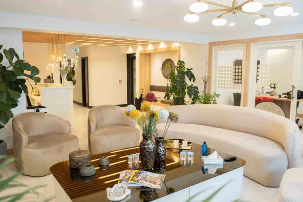Verifizierte Patientenbewertungen von YEG Clinic in Istanbul, Turkey Slider image 1