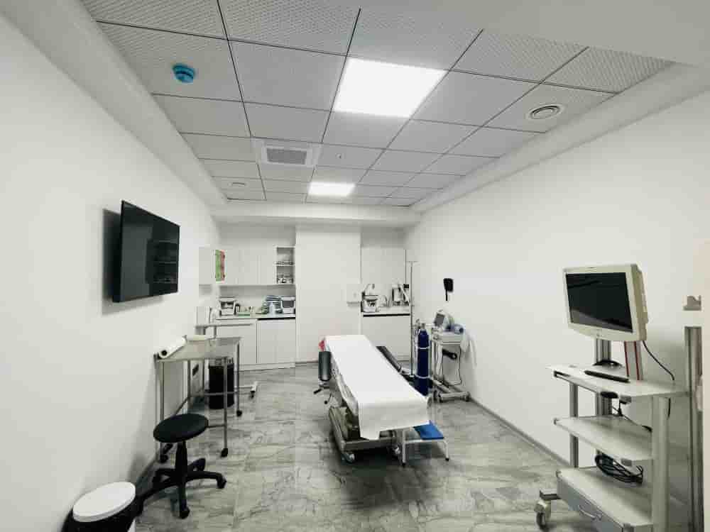Verifizierte Patientenbewertungen von Dr. Cemal Kara Clinic in Izmir, Turkey Slider image 7
