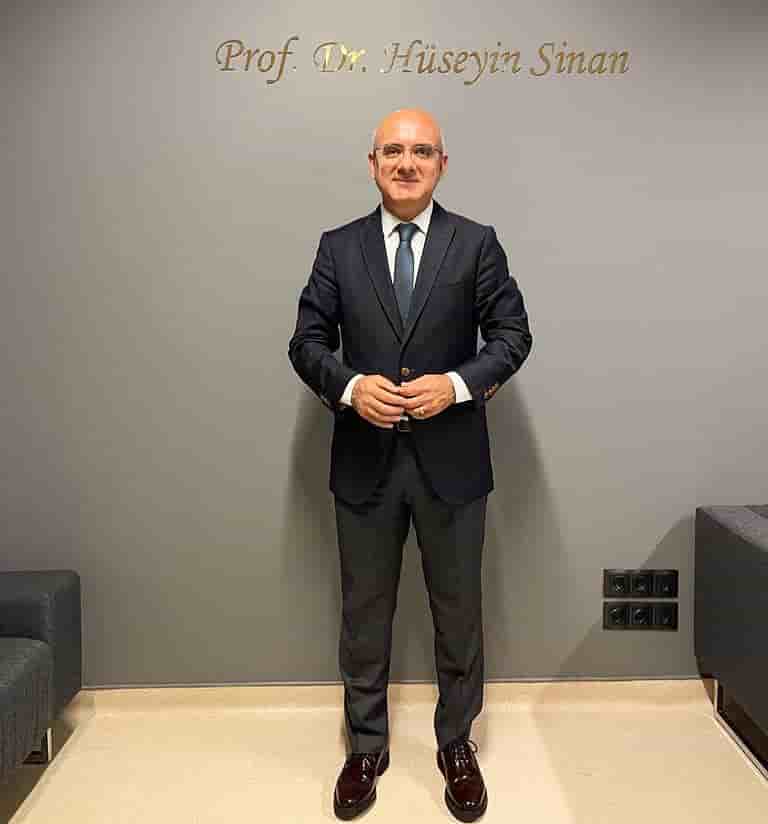 Verifizierte Patientenbewertungen von Prof. Dr. Huseyin Sinan Clinic in Istanbul, Turkey Slider image 3